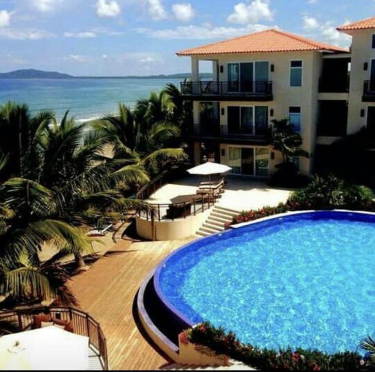 Playa Escondida Beach Club Tela Exteriör bild
