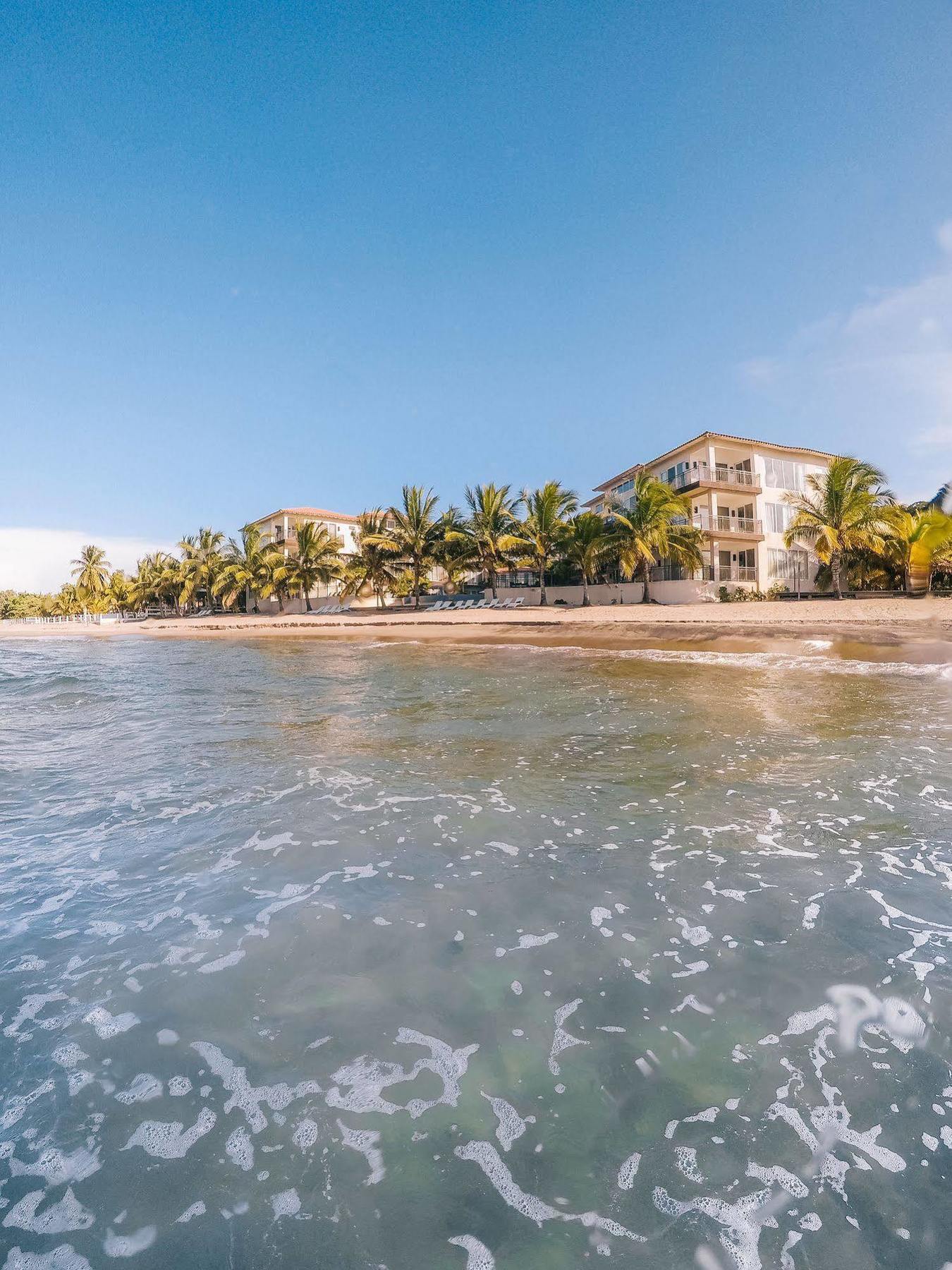 Playa Escondida Beach Club Tela Exteriör bild